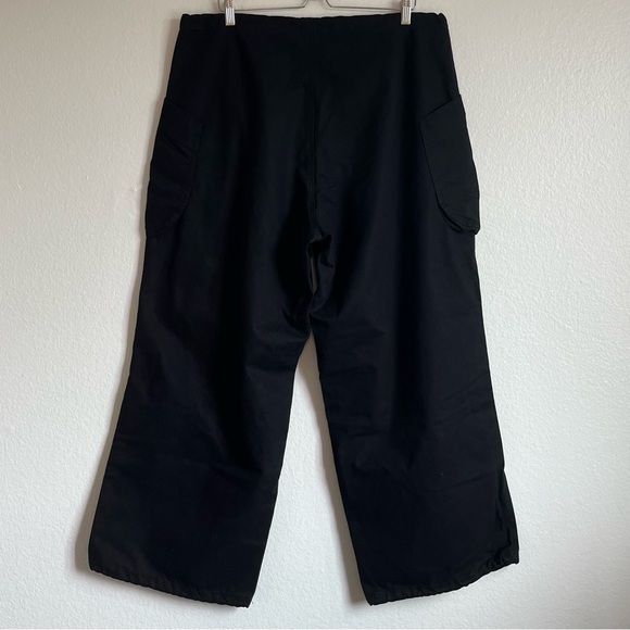 Emporio Armani Men’s Black Wide Cargo Pants, Size 38 - Picture 6 of 13